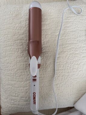 Conair Metallic Rose Gold Styling Iron